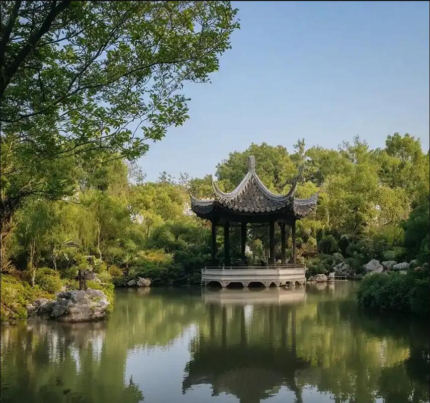 天津含烟餐饮有限公司